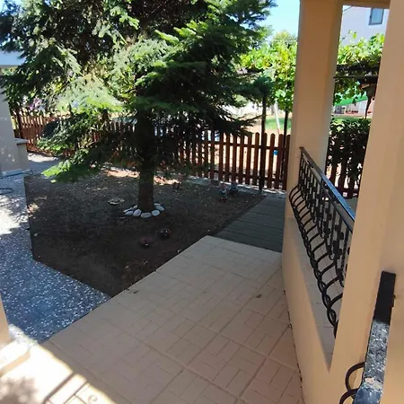 Holiday home Veronika House Under Meteora